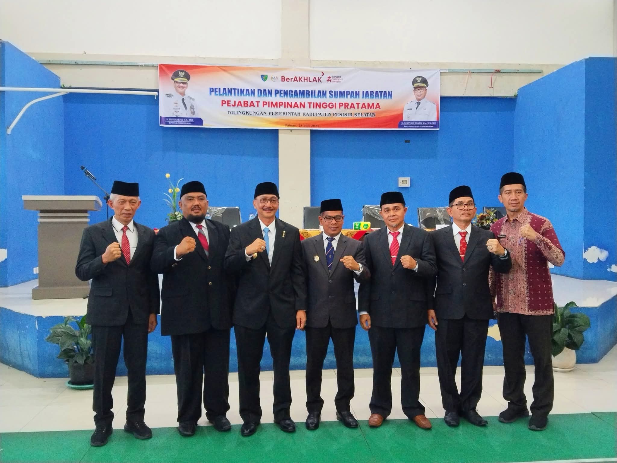 Bupati Pesisir Selatan Lantik 3 Pejabat Pimpinan Tinggi Pratama 