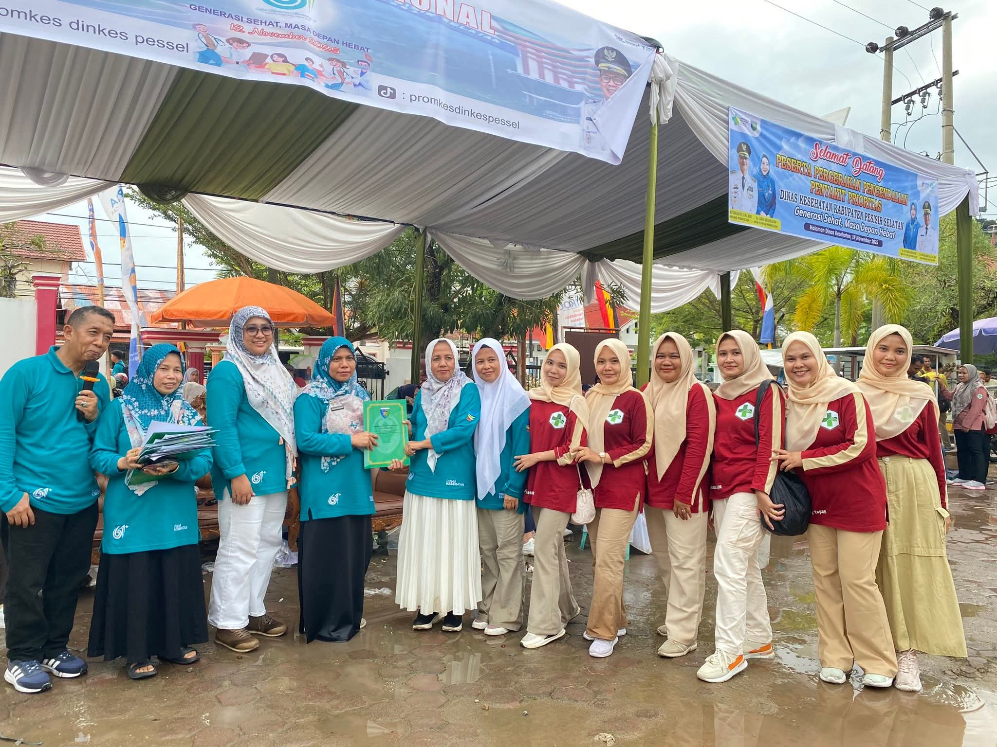 UPT Puskesmas Tapan Raih Sejumlah Penghargaan Pada Peringatan HKN Ke-61