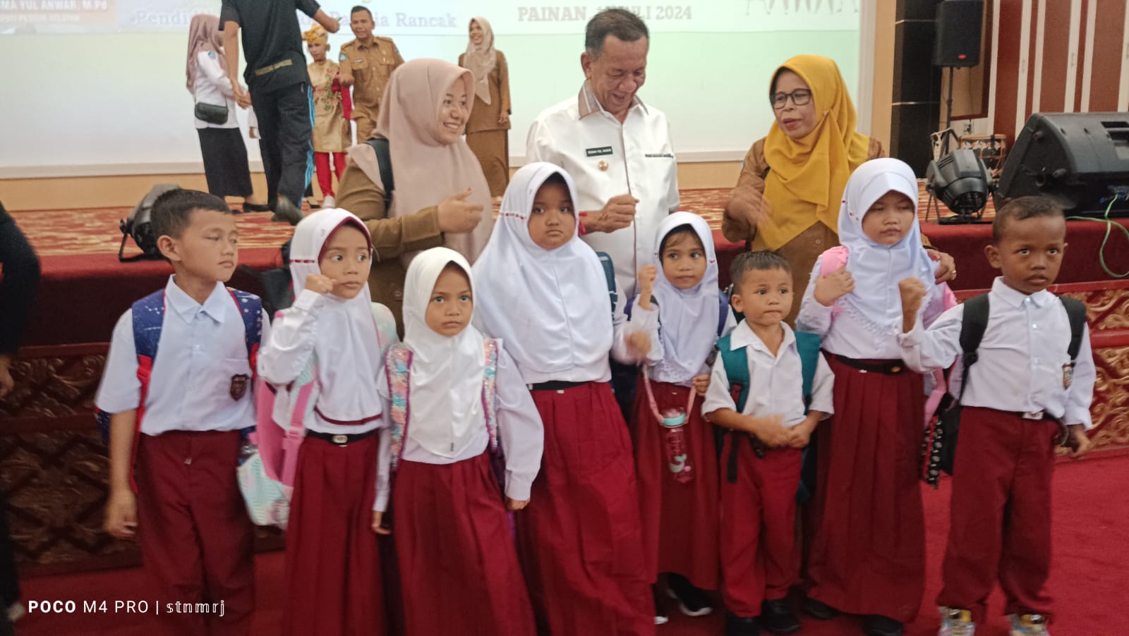 Bupati Rusma Yul Anwar : Guru Diharapkan Mampu Gali Potensi Diri Siswa