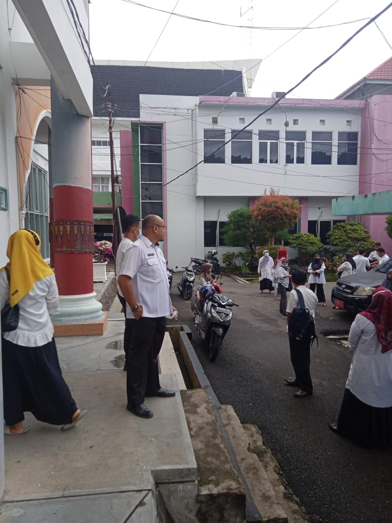 Gempa 5,8 SR Mentawai Dirasakan Hingga ke Kota Painan, Pegawai Kantor Bupati Berhamburan