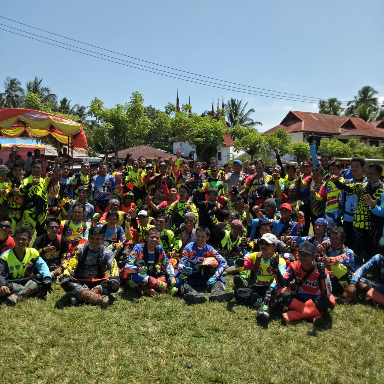 150 orang Pecinta TRABAS,  Sutera Traill Adventure.