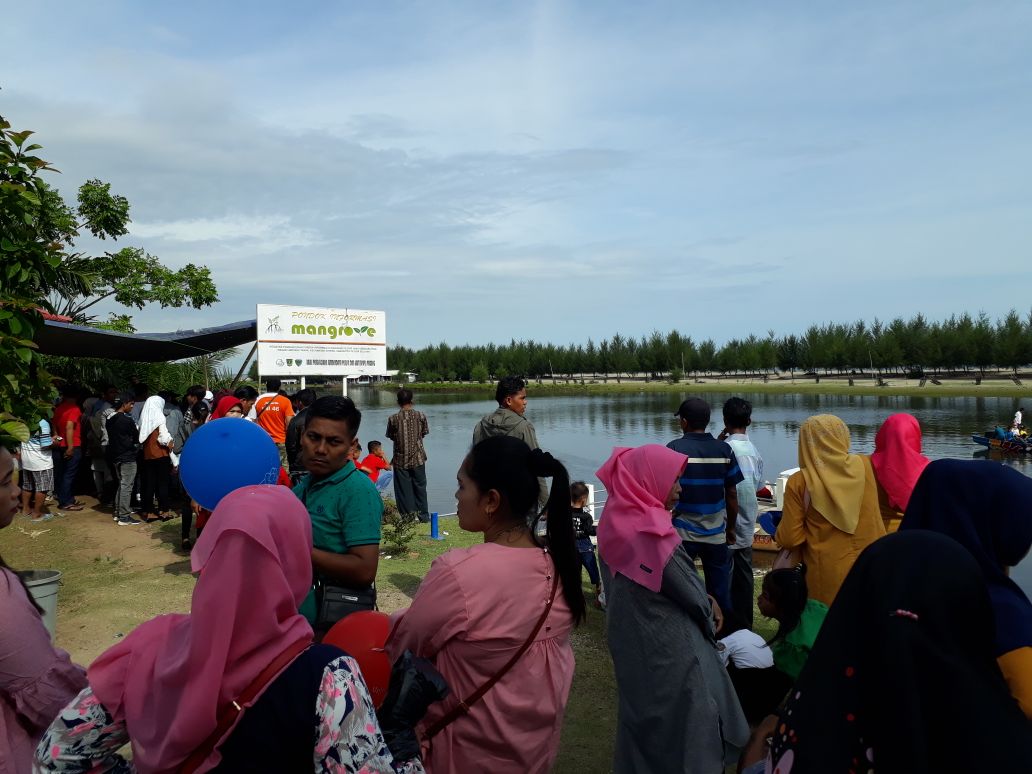Isi libur lebaran, pengunjung datangi Konservasi Penyu  