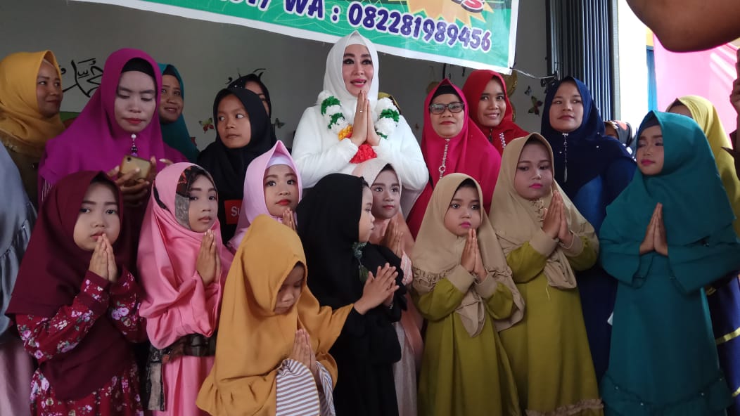 Ketua TP-PKK Pessel Dukung Hadirnya Tahfidz Alquran di Pasar Tapan