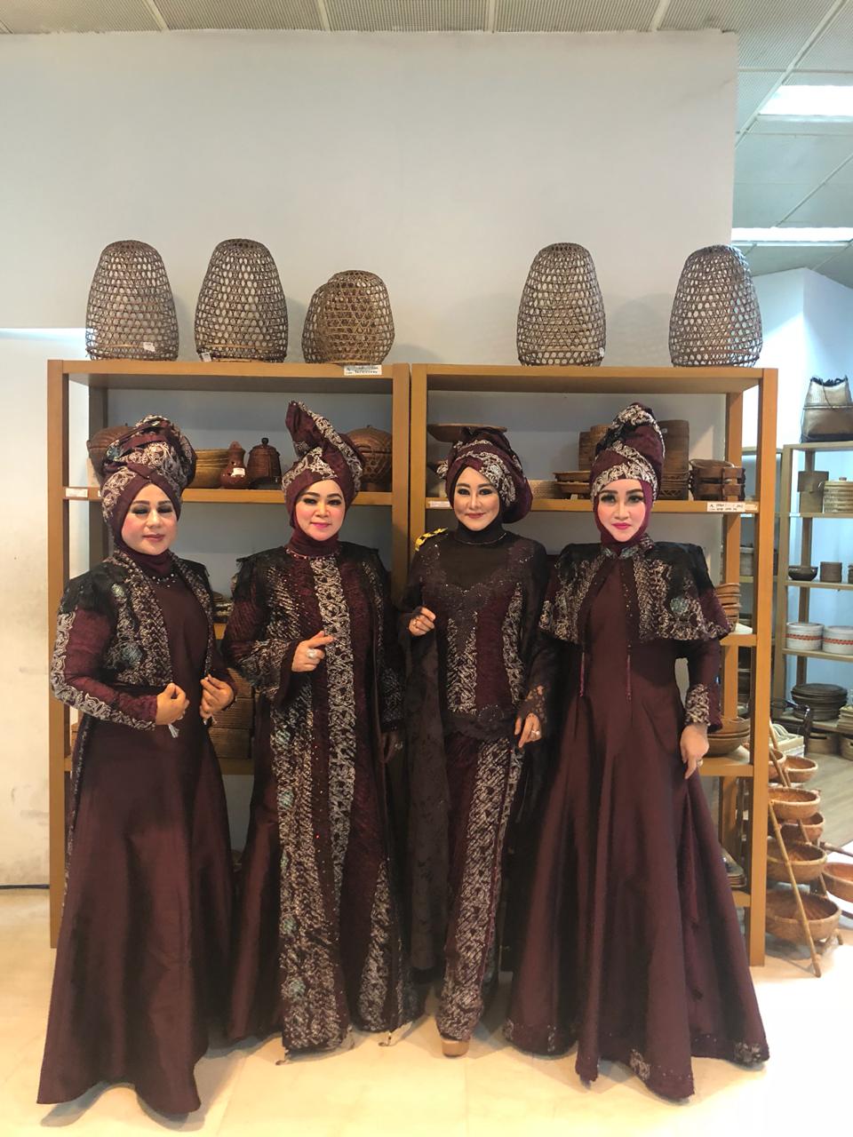 Lagi - Lagi Batik Tanak Liek Pessel, ikut ajang Fashion Show di Jakarta