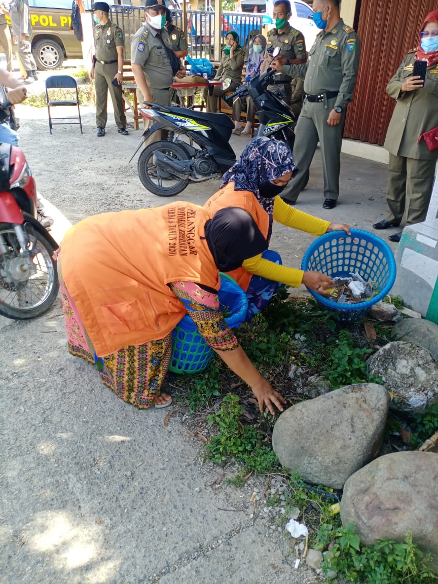 Sebanyak 72 Warga Terjaring Operasi Yustisi Di Pasar Tarusan