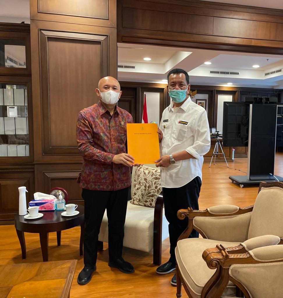 Bupati Usulkan Program PLUT Koperasi UMKM Pada  Menteri Koperasi Dan UMKM