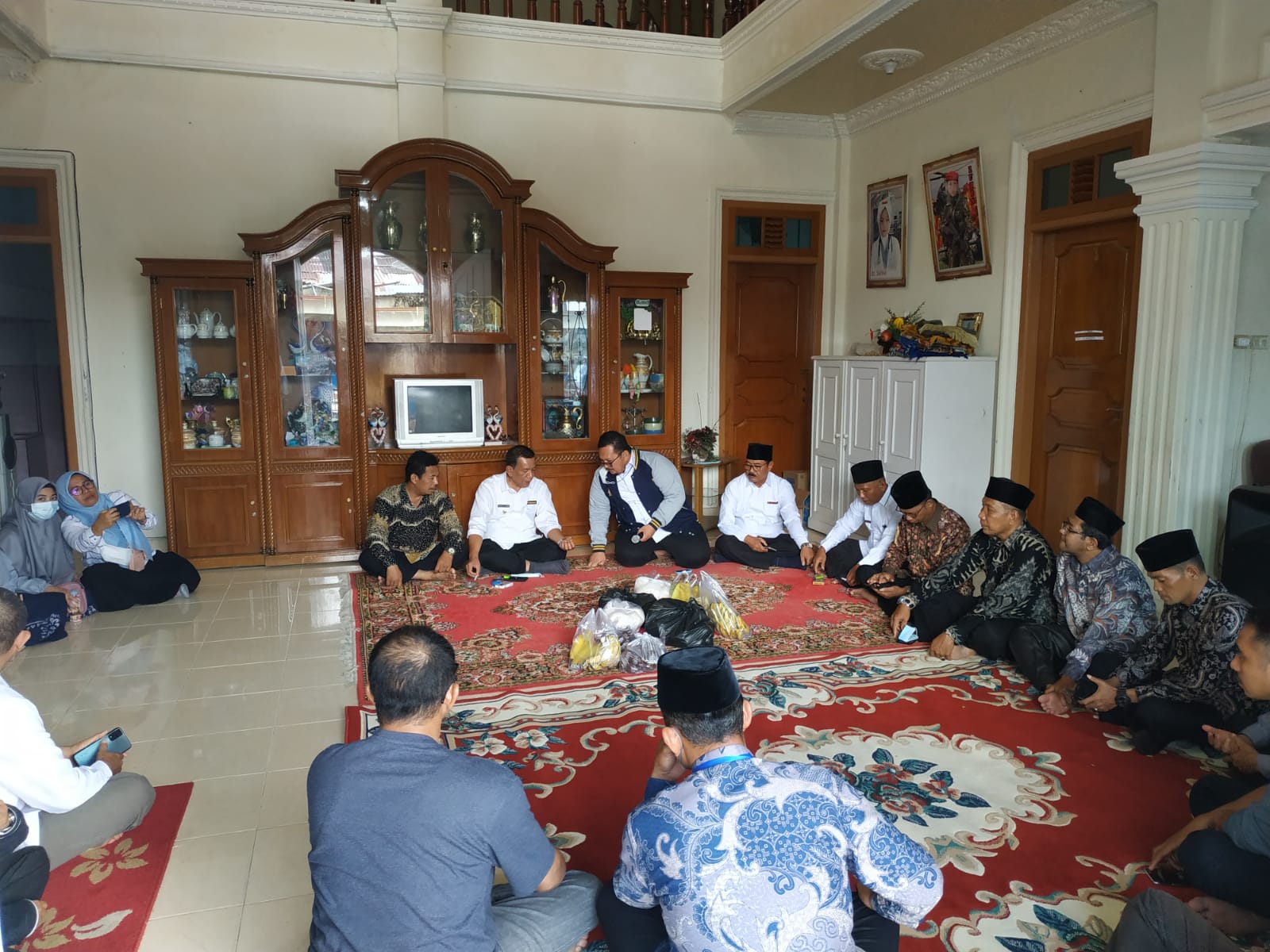 Bupati Rusma Yul Anwar Kunjungi Kafilah MTQ Pesisir Selatan