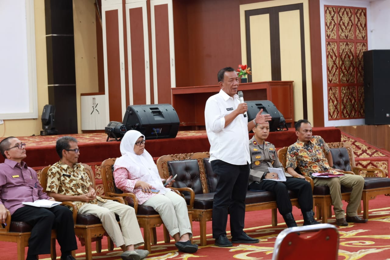 Bupati  Pessel Audiensi dengan PPDI Pesisir Selatan