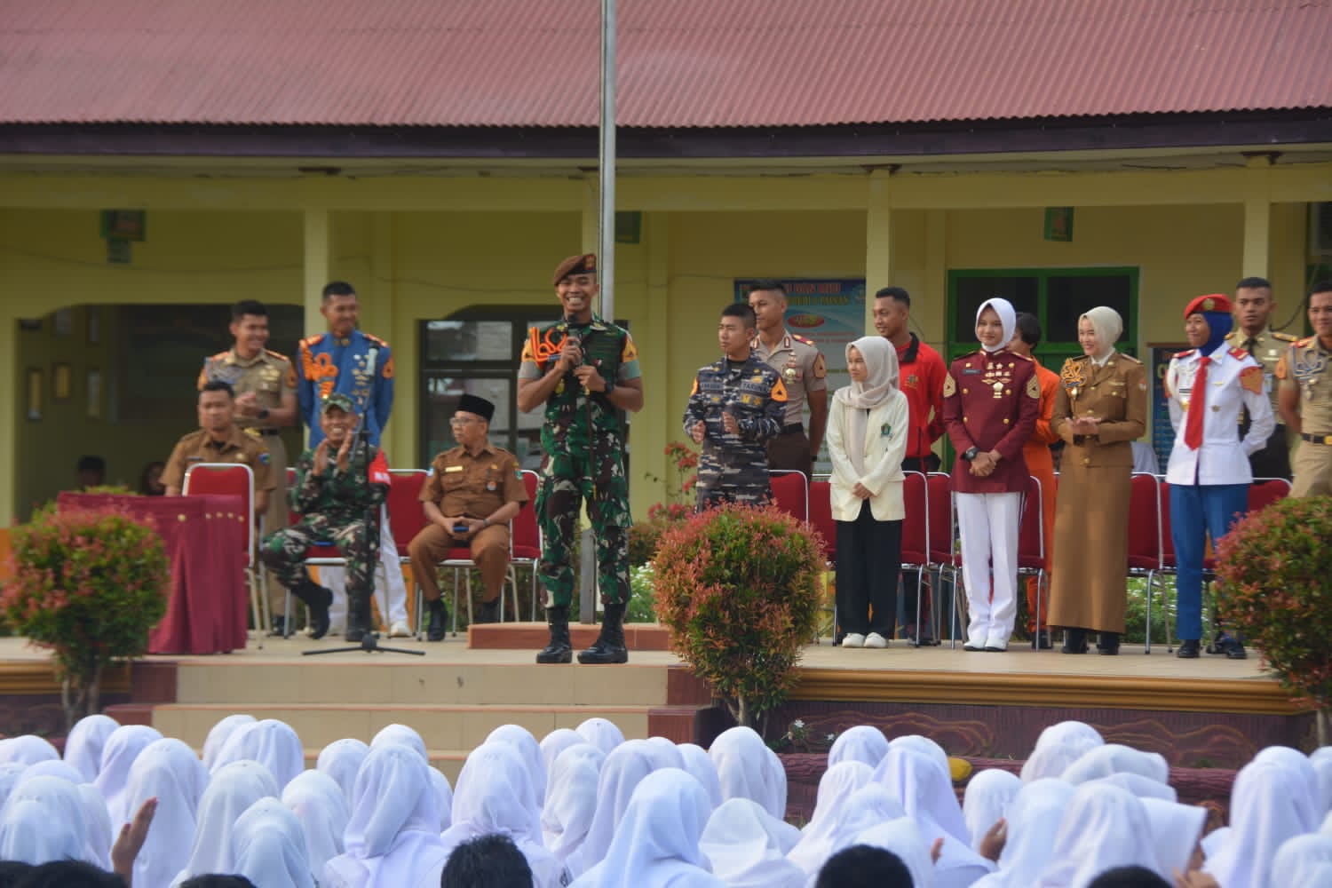 Berikan Pelatihan Drumband pada siswa, Taruna Blusukan ke Sekolah