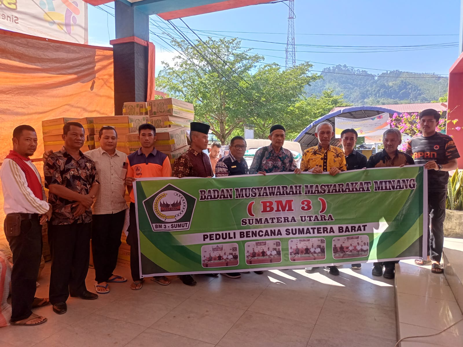 BM3 Sumatera Utara Serahkan Bantuan Pada Masyarakat Ditimpa Bencana di Pesisir Selatan
