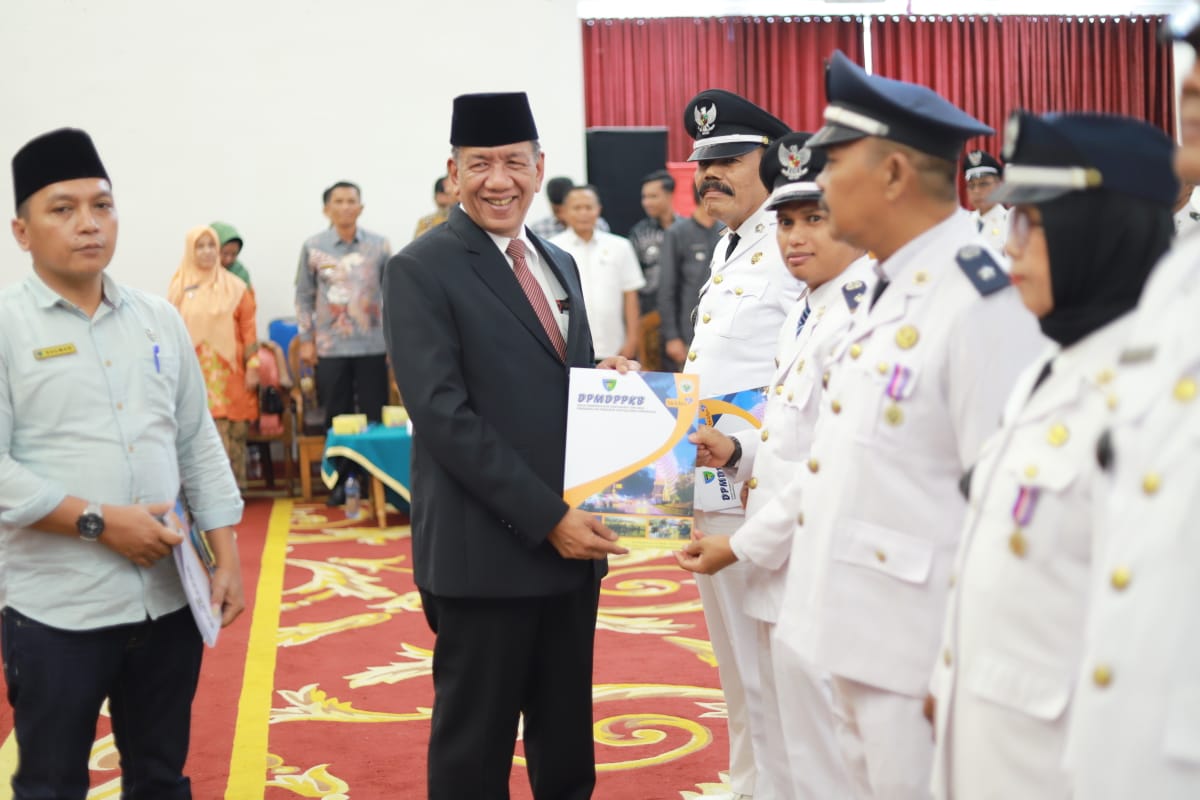 Sebanyak 122 Orang Walinagari Di Pesisir Selatan Diperpanjang Masa Jabatannya