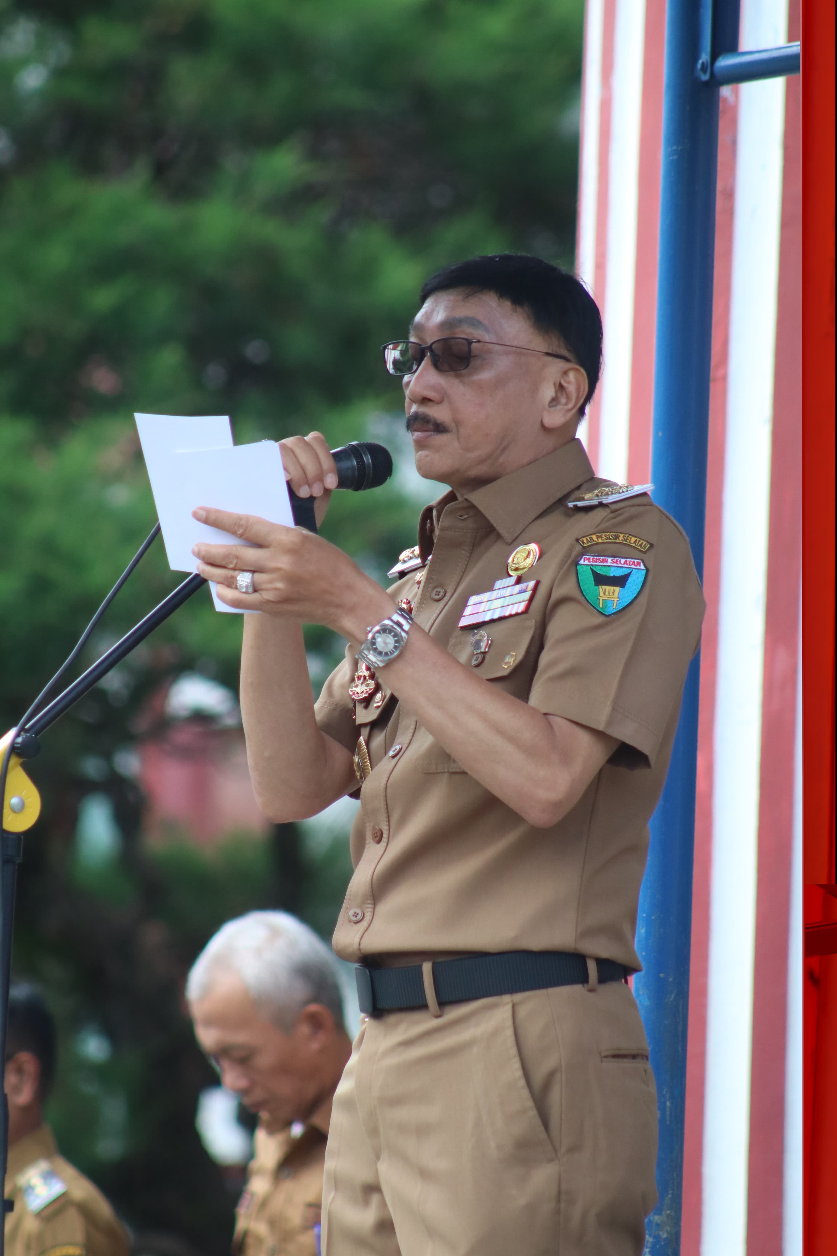 Bupati Hendrajoni Ingatkan Aparatur Pessel Jangan Main Judi Online dan Narkoba