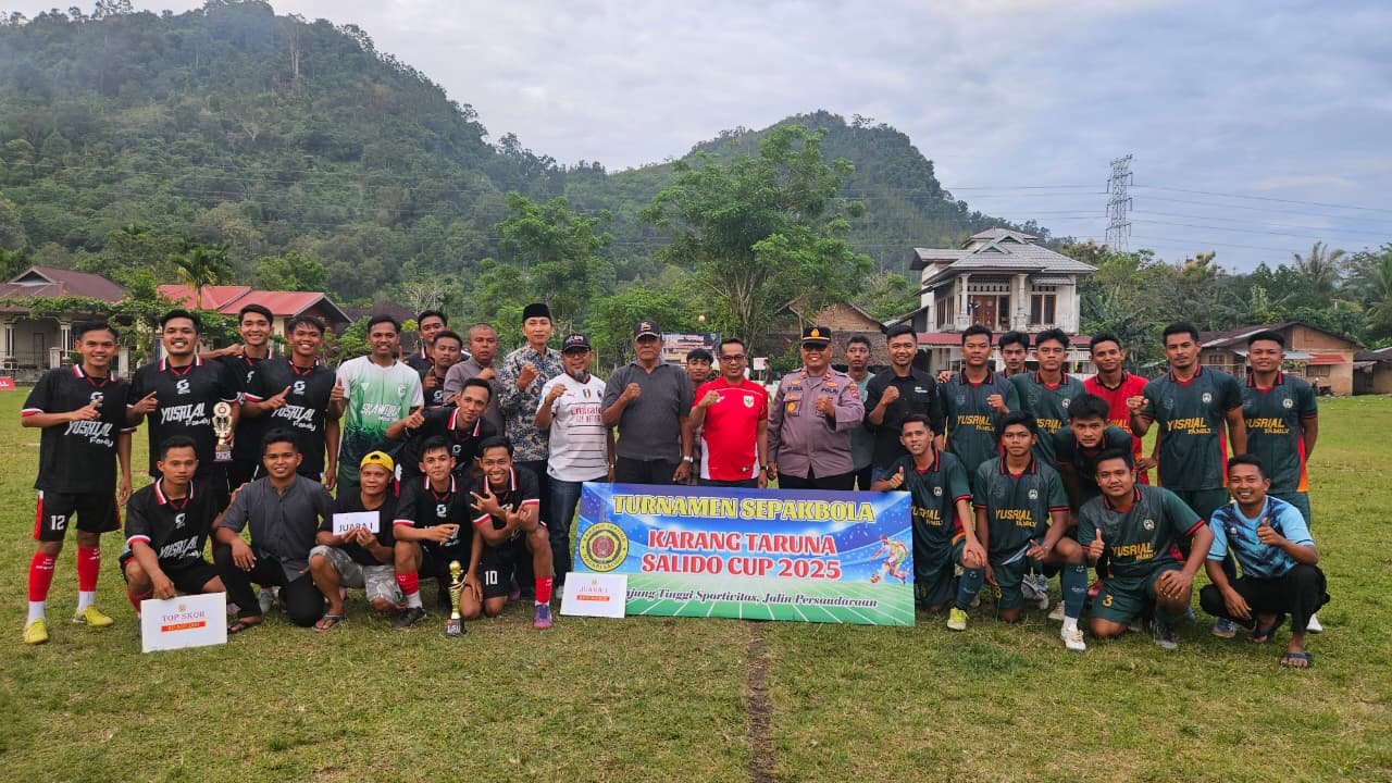 Wakil Bupati Risnaldi Ibrahim Tutup Turnamen Sepakbola Karang Taruna Salido Cup 2025