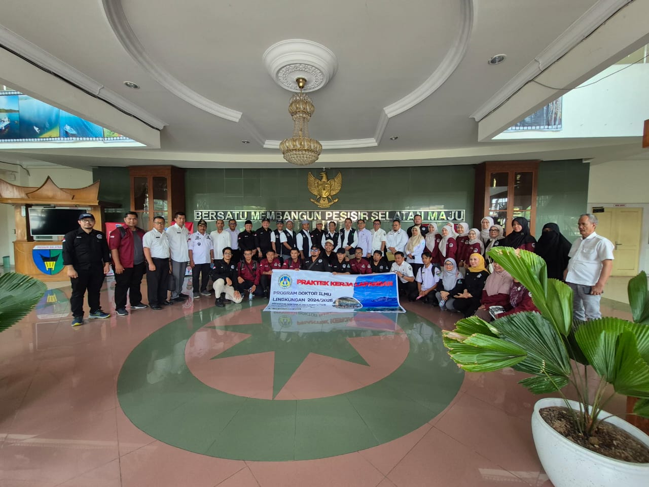 Pemkab Pesisir Selatan Sambut Kunjungan Akademik Dosen dan Mahasiswa Prodi Doktor Ilmu Lingkungan UNP