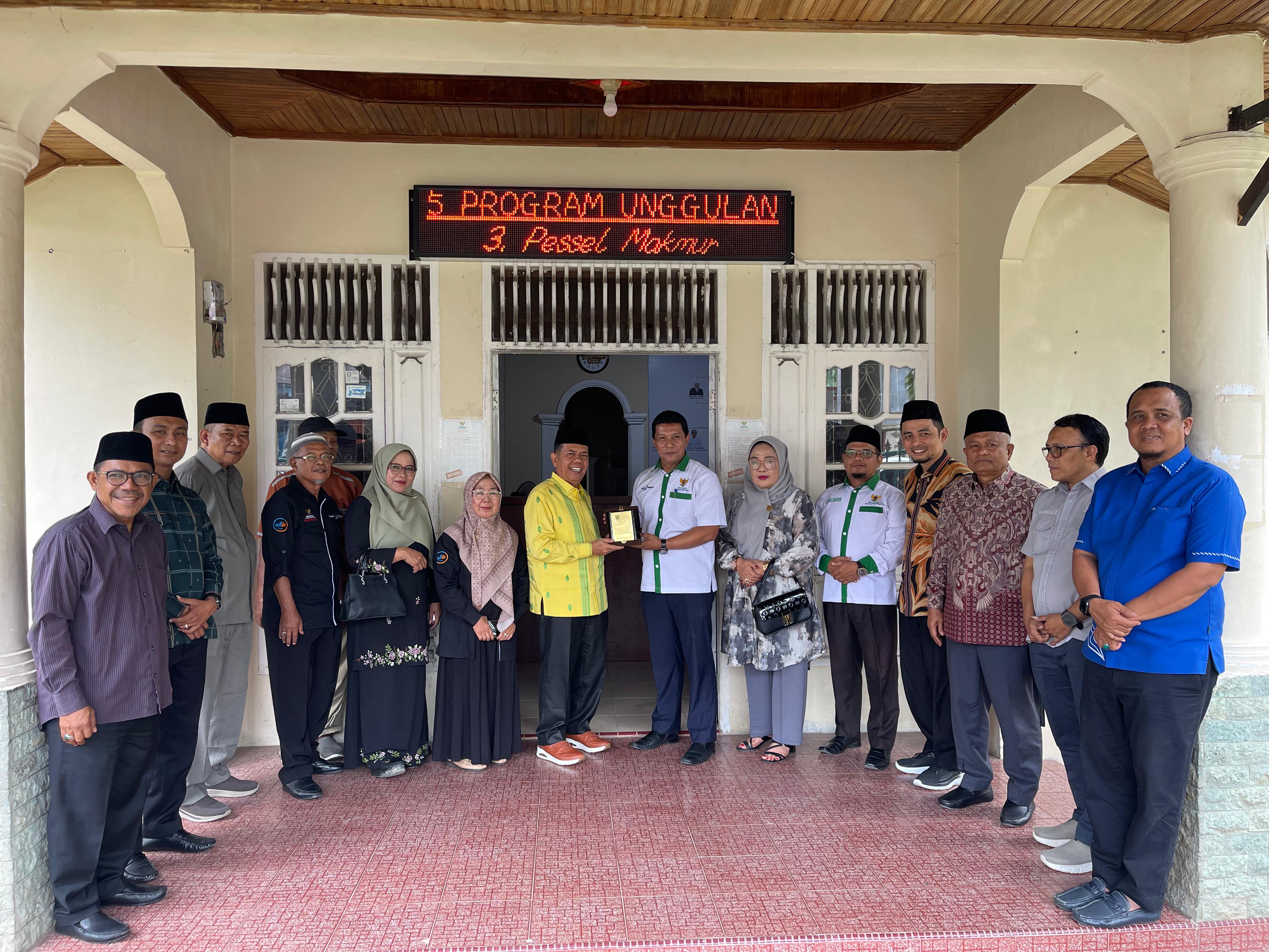 Komisi 1 DPRD Kabupaten Tanah Datar Lakukan Kunker Dalam Rangka Studi Tiru ke Baznas Kabupaten Pesisir Selatan