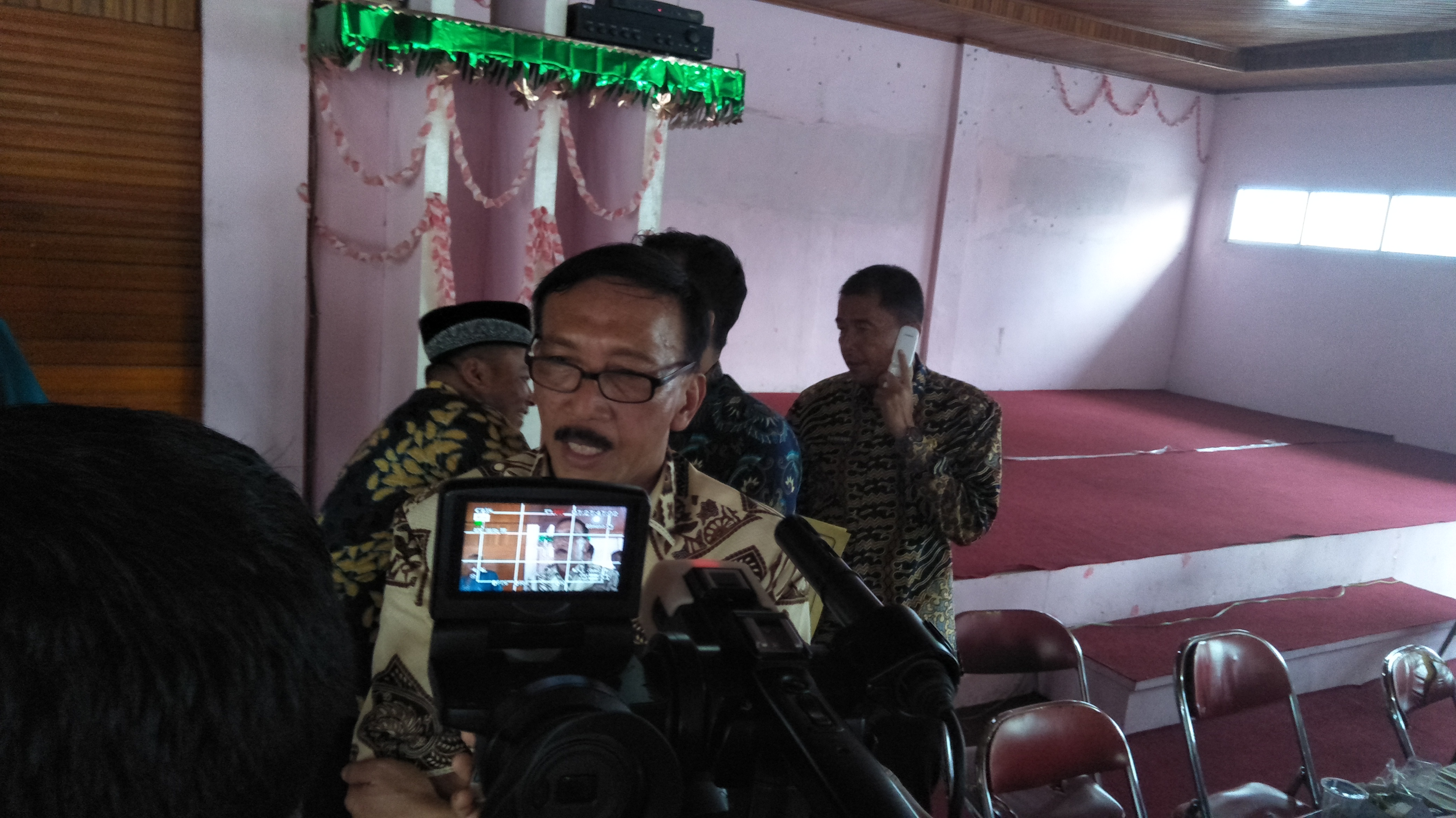 Bupati Pessel Ajak Masyarakat Hidup Berdampingan di Media Sosial 