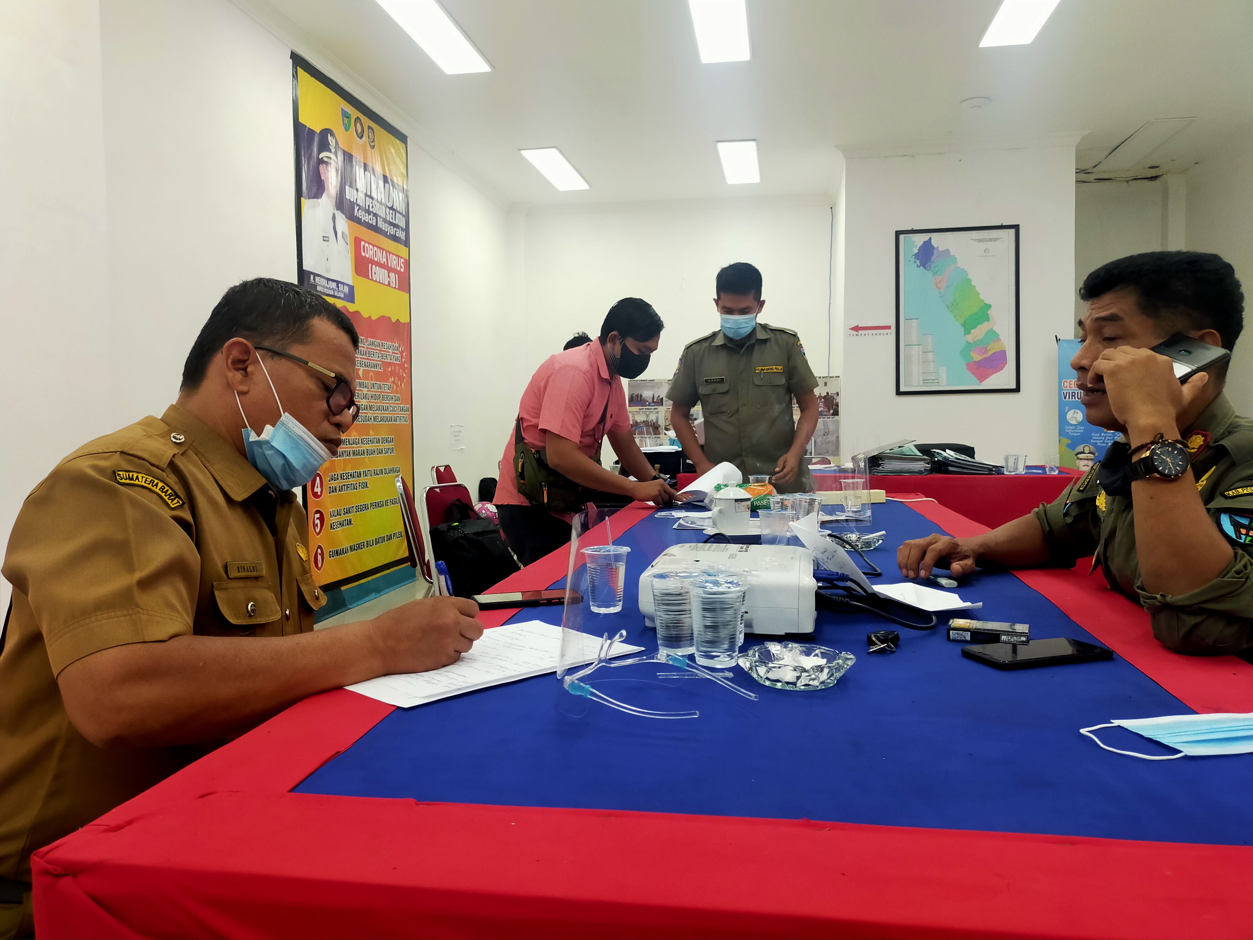 Dua Puluh Sembilan Orang Warga Pesisir Selatan Kembali Terpapar Covid 19