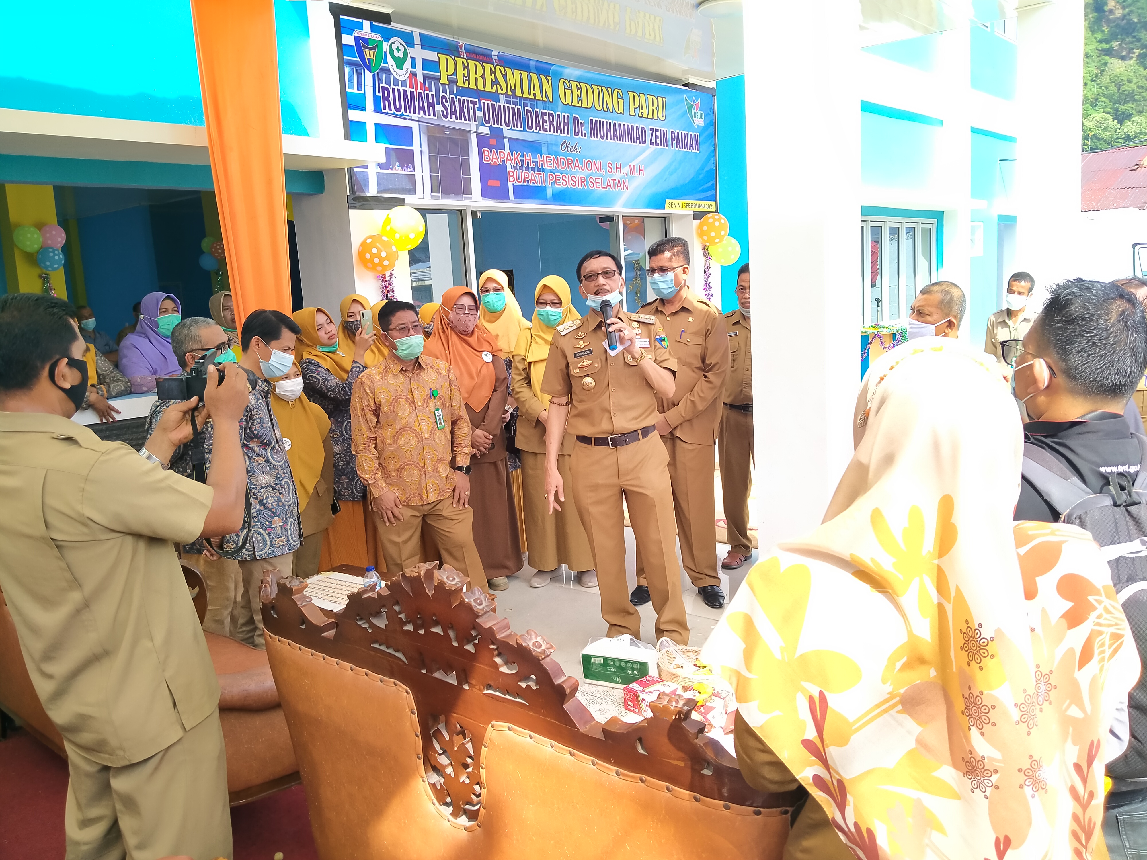 Bupati Hendrajoni Meresmikan Pemakaian Gedung Paru RSUD M Zein Painan