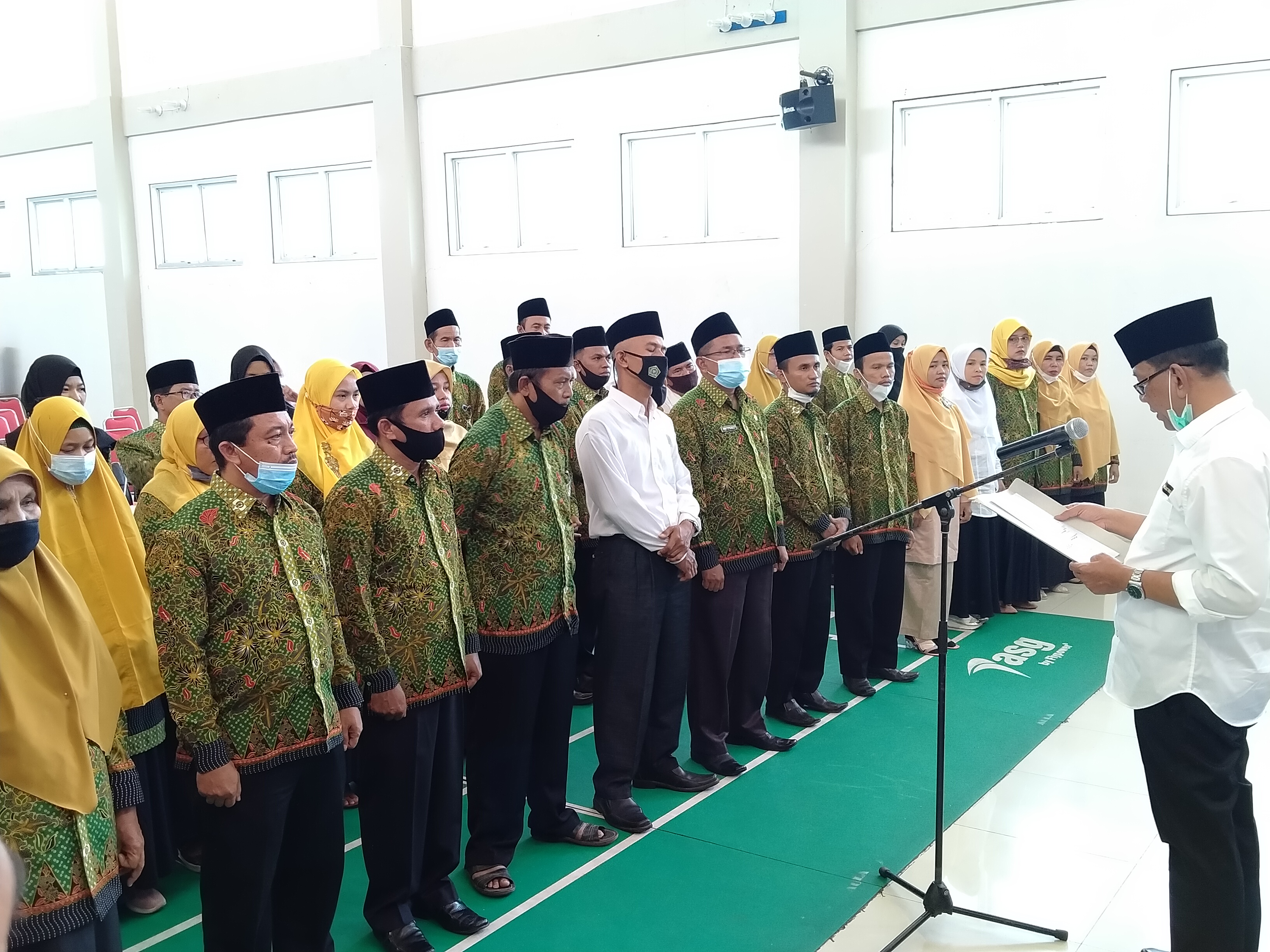 Bupati Rusma Yul Anwar Lantik Pengurus FKDT Pesisir Selatan