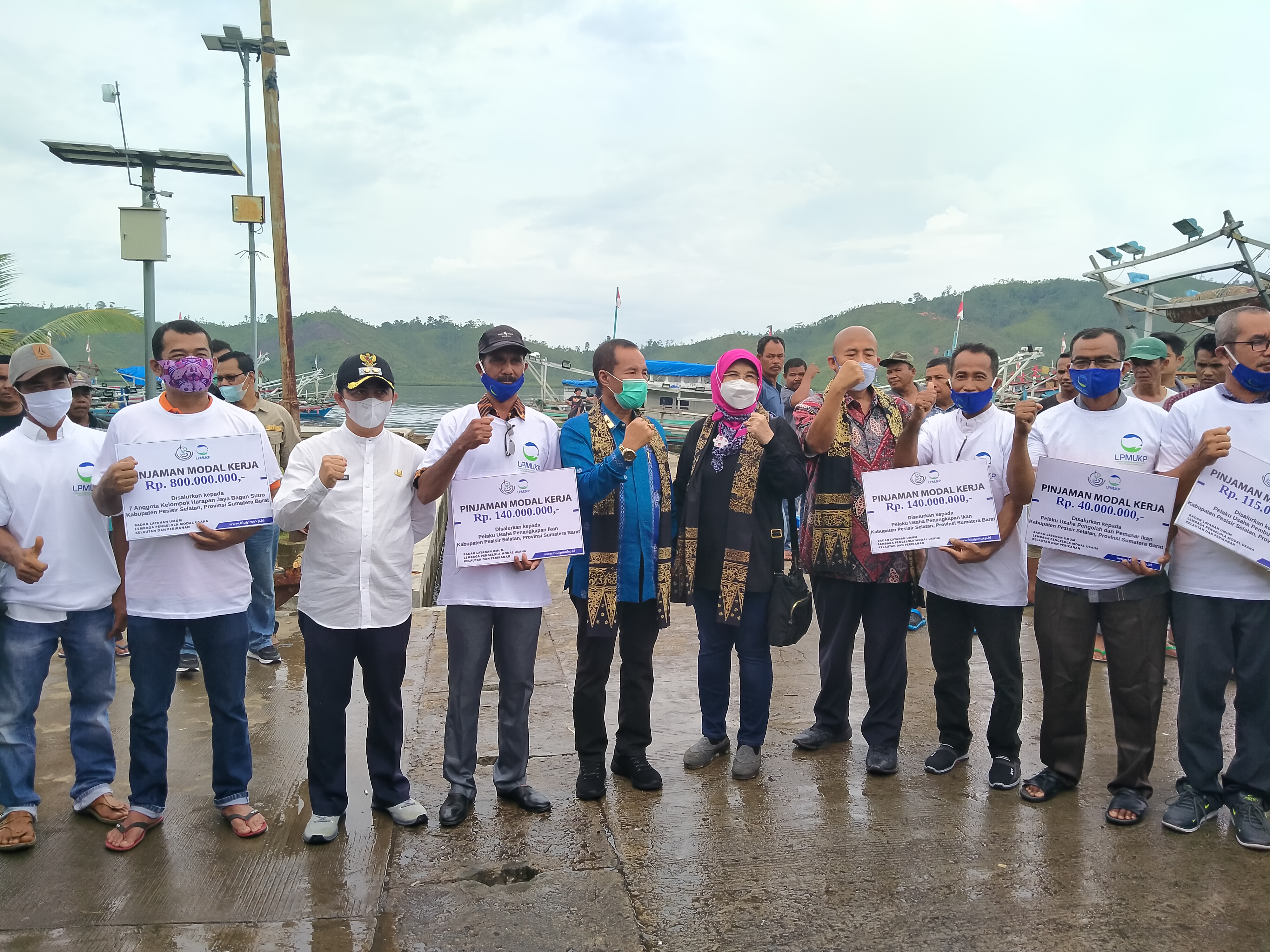 Dirjen PDSPKP Serahkan  Bantuan Untuk Usaha Perikanan