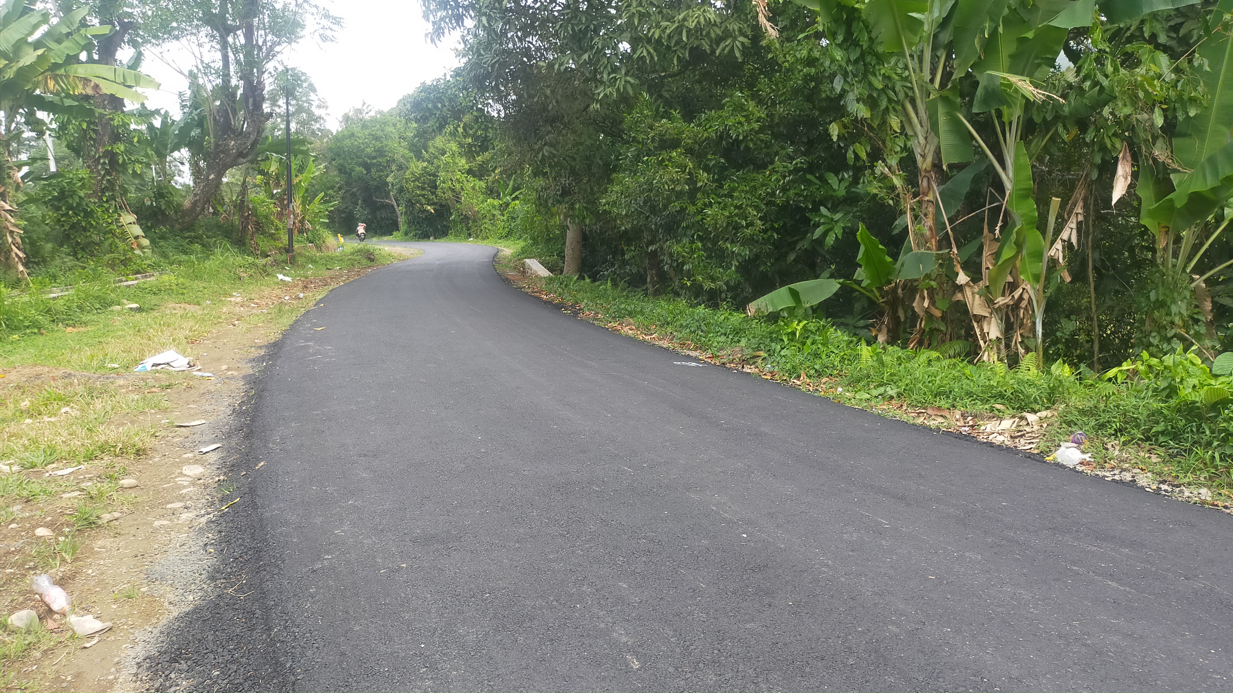 Akses Jalan Menuju Wisata Jembatan Akar dan Bayang Sani Kini Sudah Mulus