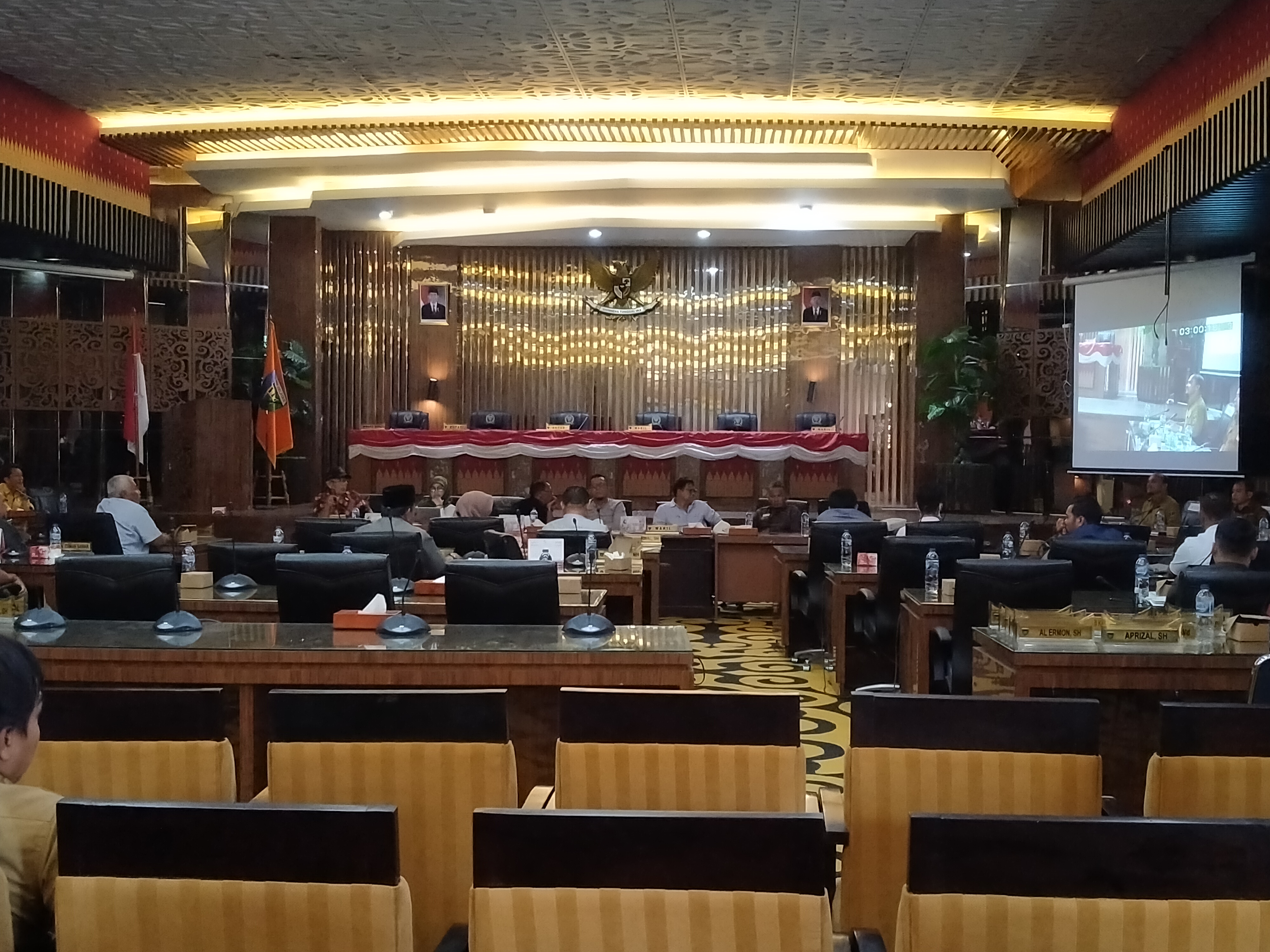 DPRD Pesisir Selatan  Gelar RDP  Terkait Harga Kelapa Sawit