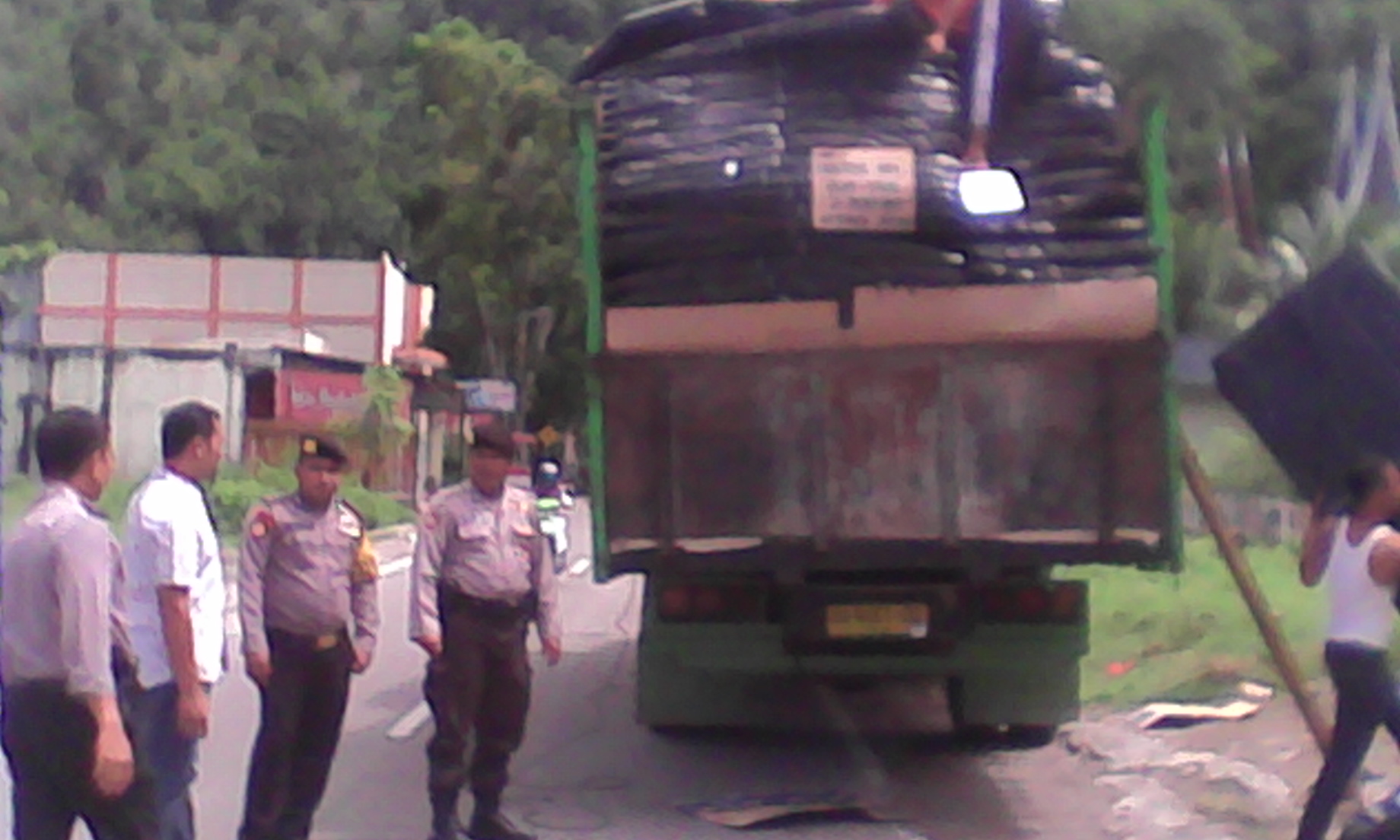 KPU Pessel, masih kekurangan 65 kotak suara 