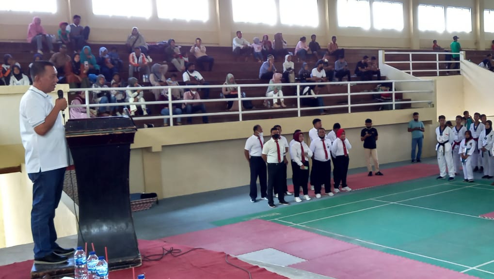 Bupati Pesisir Selatan Buka Kejurkab Taekwondo Bupati Cup I 