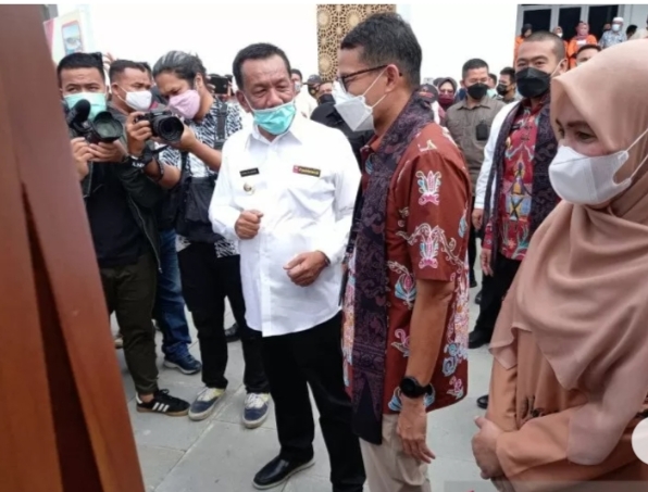 Bupati Pessel Targetkan Serapan Tenaga Kerja Parekraf 7.200 Orang