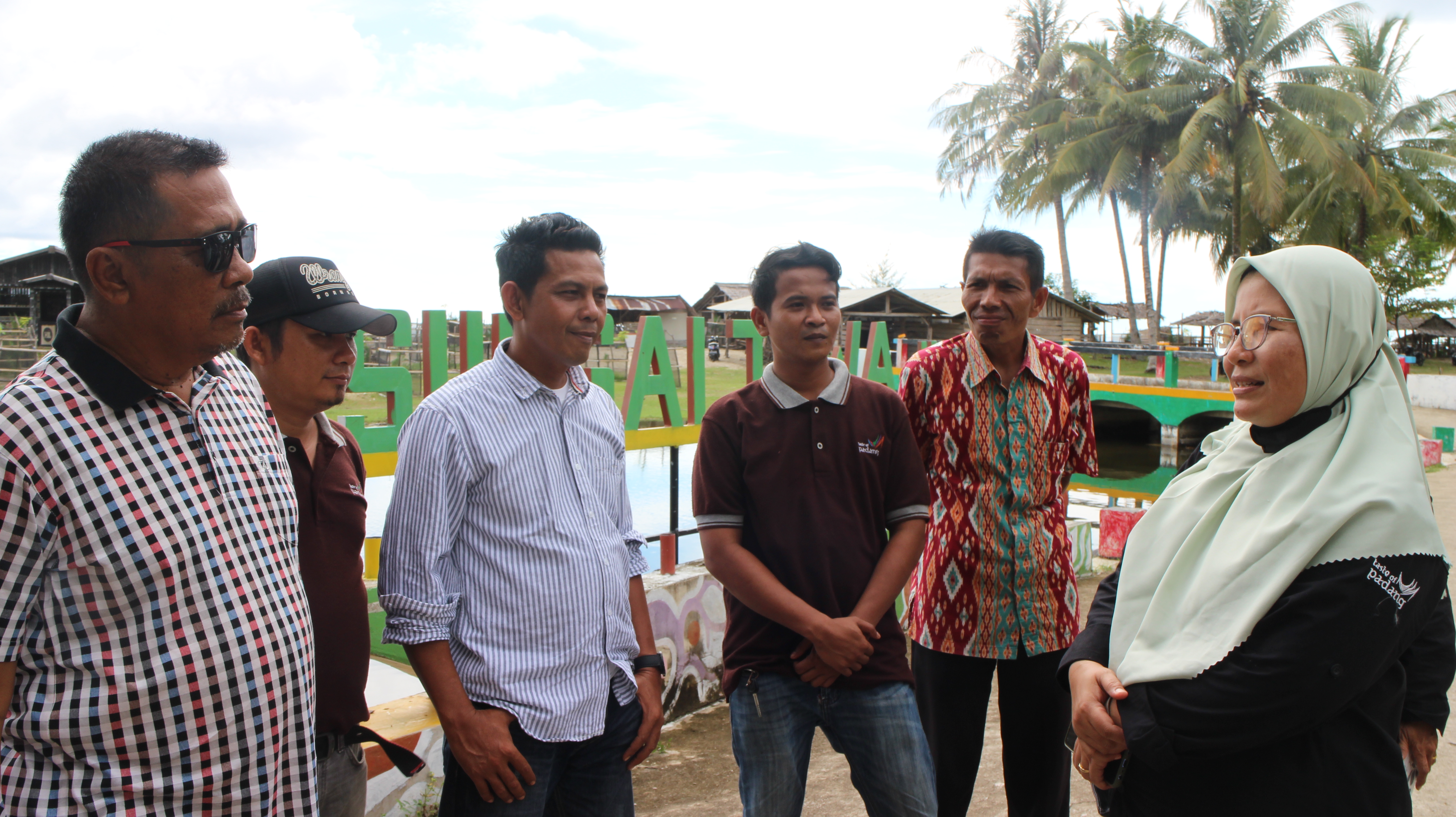 Anggota DPRD Aprinal Tanjung Serap Aspirasi Warga di Kawasan Wisata