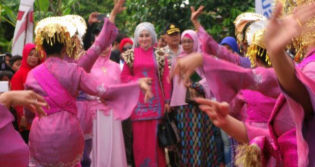  Ketua TP PKK Lisda Hendrajoni  : Konser Kemanusiaan Dari Pesisir Selatan Untuk Palestina