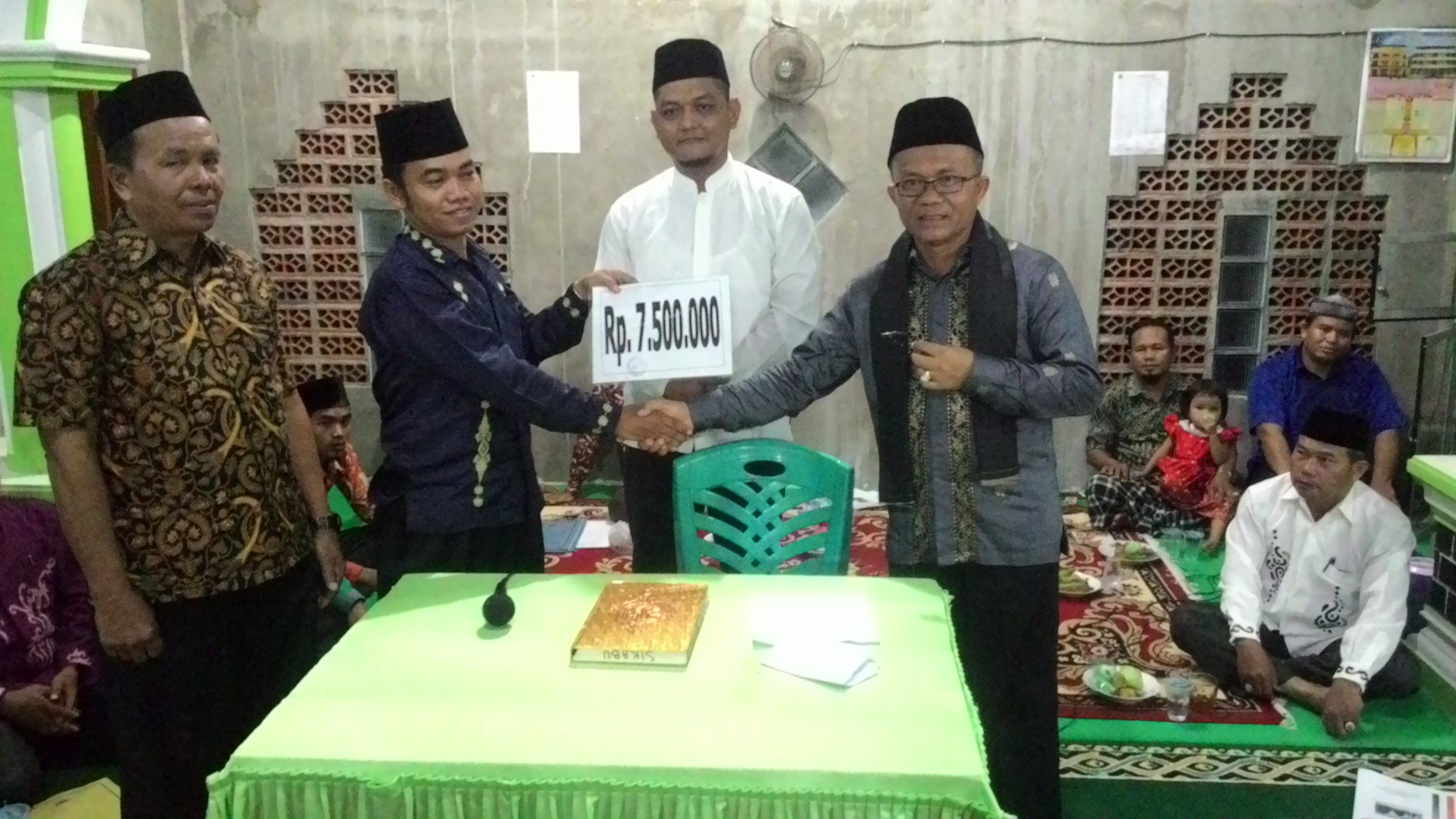 Ruas Jalan Sikabu 2019 Diaspal Untuk Mempermudah Pengangkutan Hasil Pertanian Dan Perkebunan