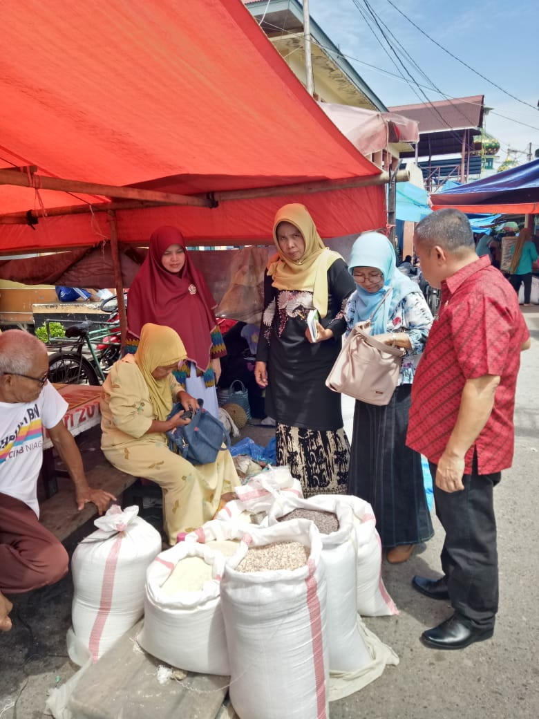 Dinas Pangan Prov Sumbar Uji Kandungan Logam Beras di Pessel
