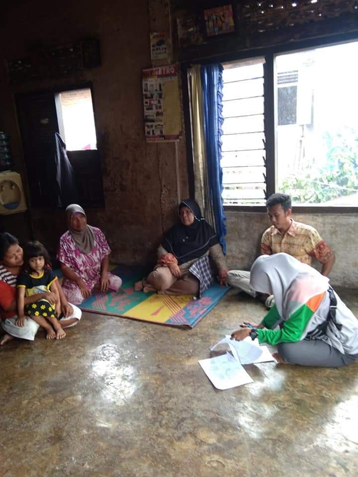 Petugas Kantor UKL Kecamatan Rahul Lakukan Coklit Data Penduduk di Nagari Sungai Pinang Tapan