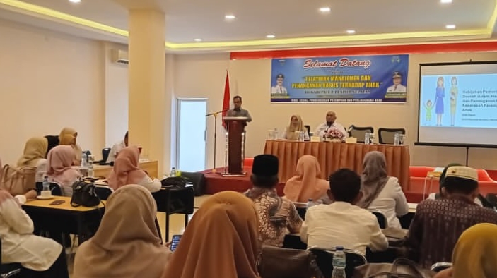 Fokus Perkuat Perlindungan Anak, Wabup Risnaldi  Buka Pelatihan Manajemen dan Penanganan Kasus Terhadap Anak