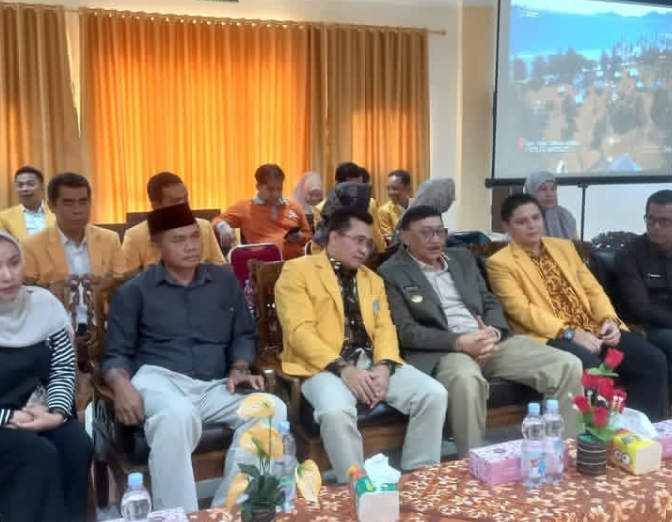 Bupati Hendrajoni Jadi Narasumber Penerimaan Mahasiswa Baru UNP Kampus Pesisir Selatan