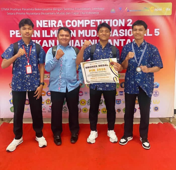 Siswa SMAN 3 Painan Raih Medali Perunggu di Pekan Ilmiah Nusantara 2025