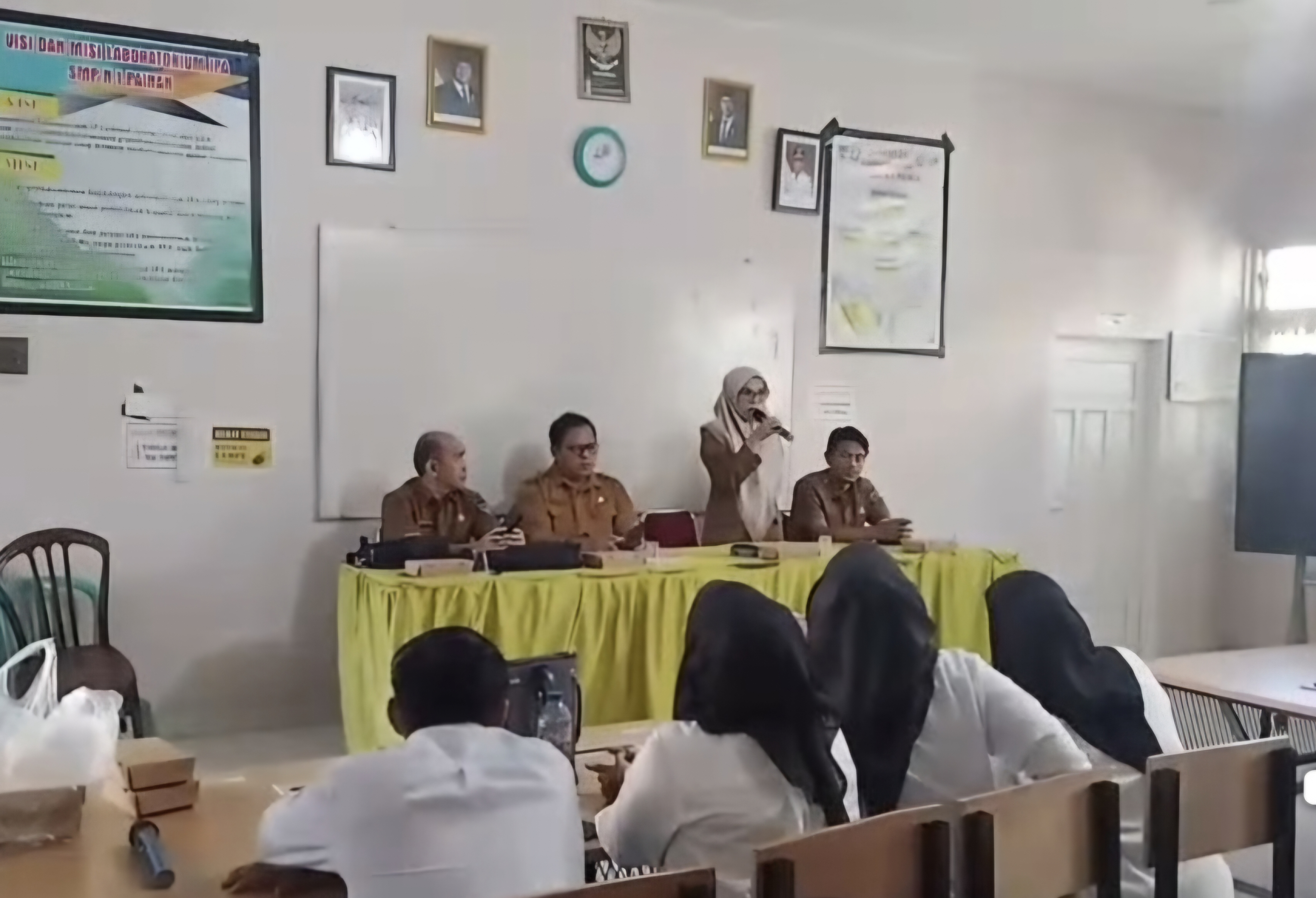 Dinkes PPKB Pesisir Selatan Gelar Pelatihan Keamanan Pangan bagi Penjamah Makanan SPPG