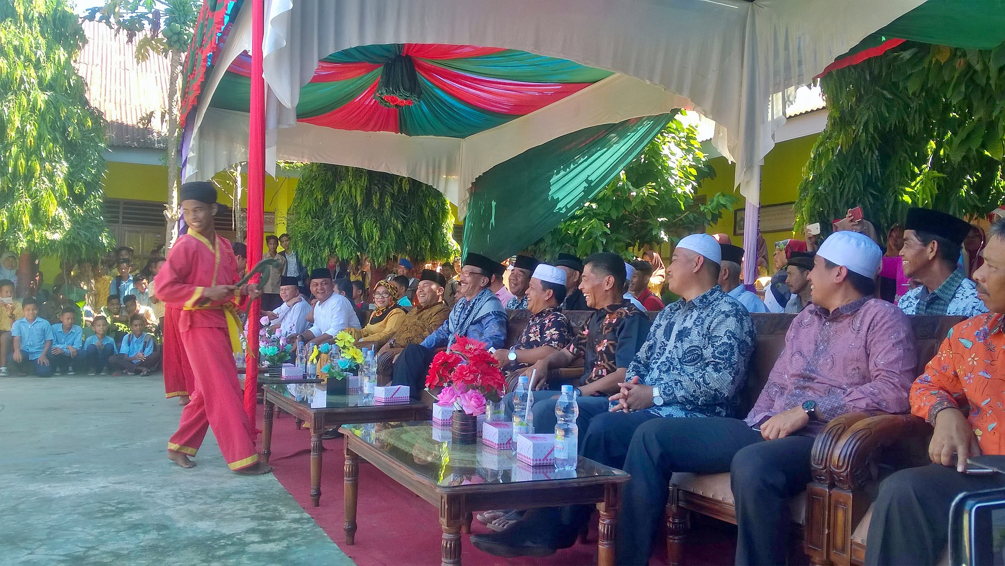 Tapak Suci Unjuk Kebolehan Pada Pembukaan Tabligh Akbar di MTS Lakitan