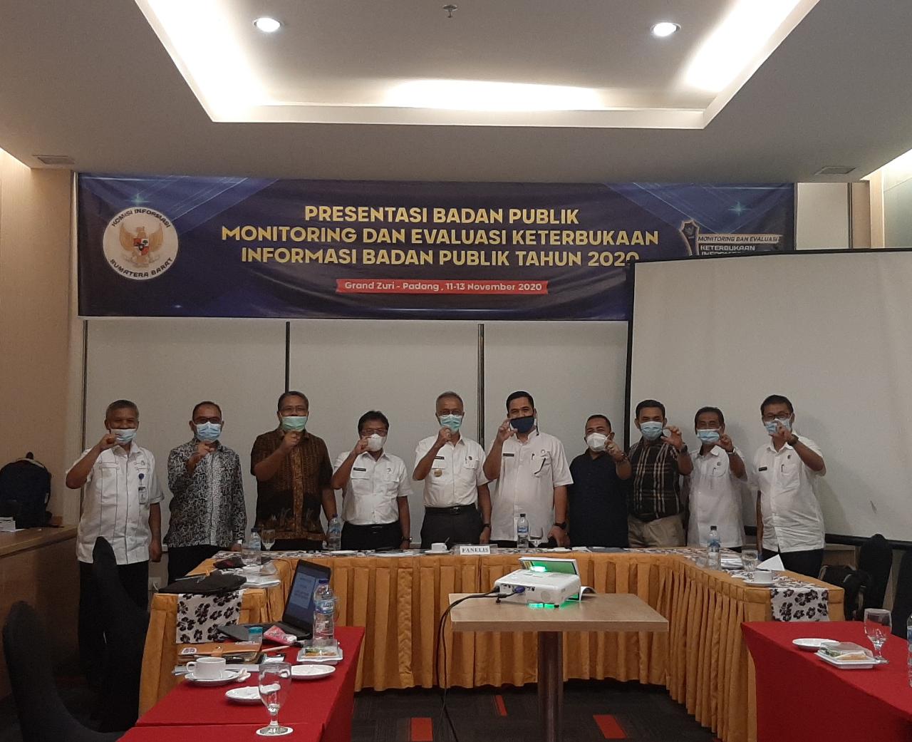 Keterbukaan Informasi Perwujudan Hak Konstitusi Warga Negara