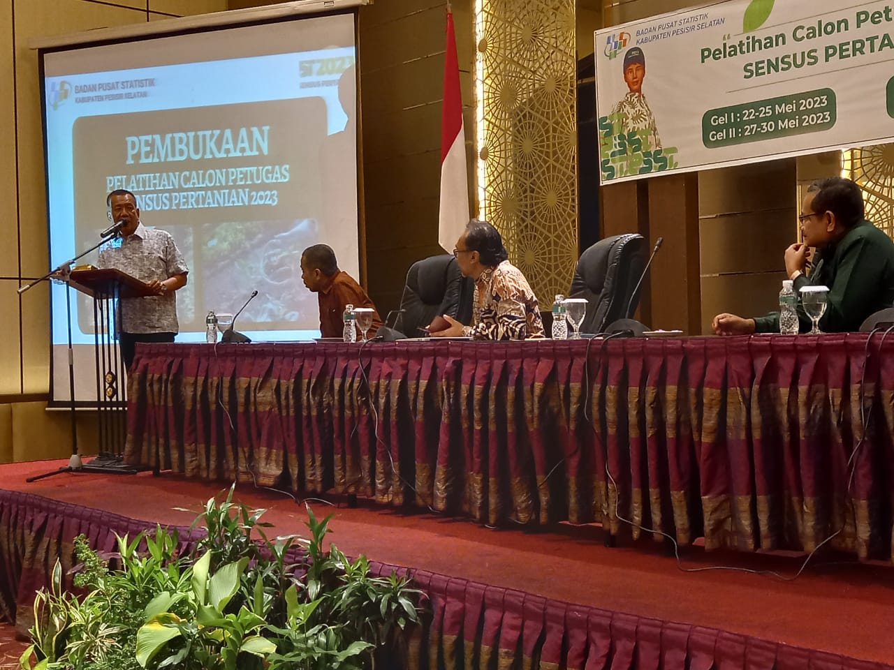 Bupati Rusma Yul Anwar Hadiri Pelatihan Sensus Pertanian 2023
