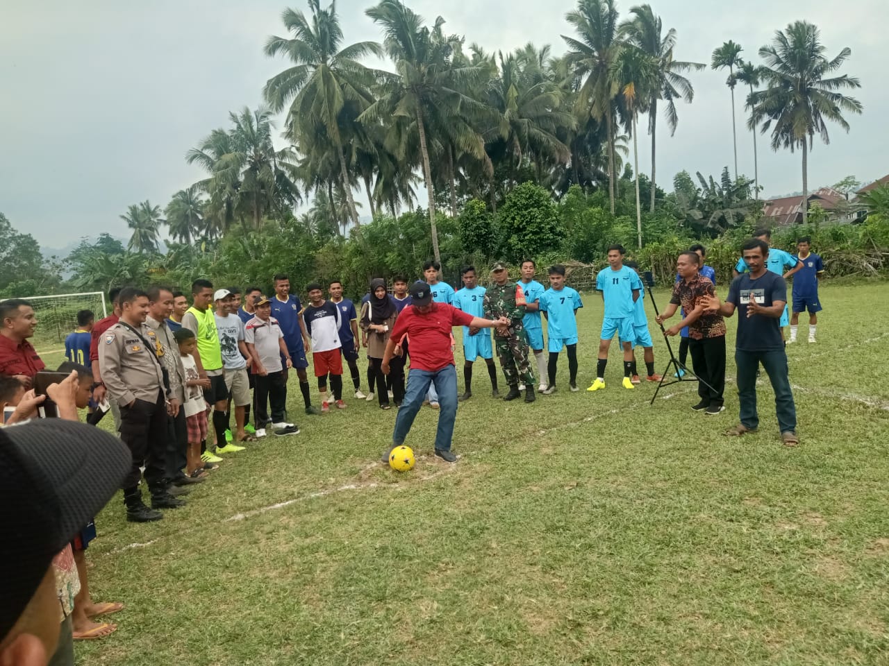 Bupati : Kegiatan Olah Raga Tingkat Nagari Akan Membawa Perubahan Positif Bagi Kalangan  Generasi Muda Kita