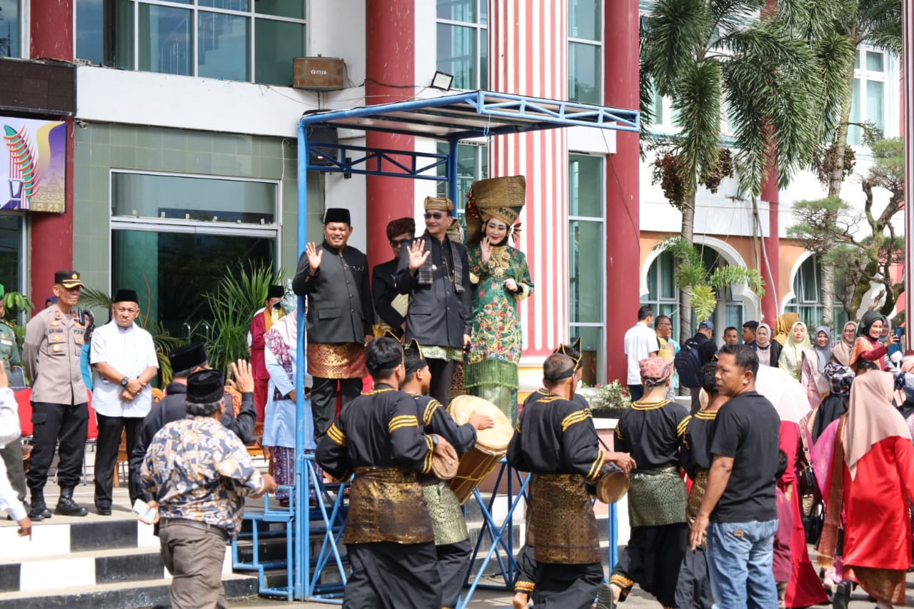 Pagelaran Fetival Langkisau 2025 di Pesisir Selatan, Bupati Hendrajoni, SH, MH: Bukan Sekedar Perayaan. 